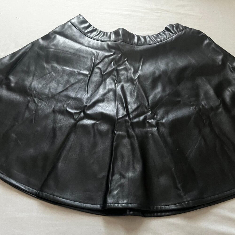 NWT Cupshe Leather Skirt - Picture 3 of 5